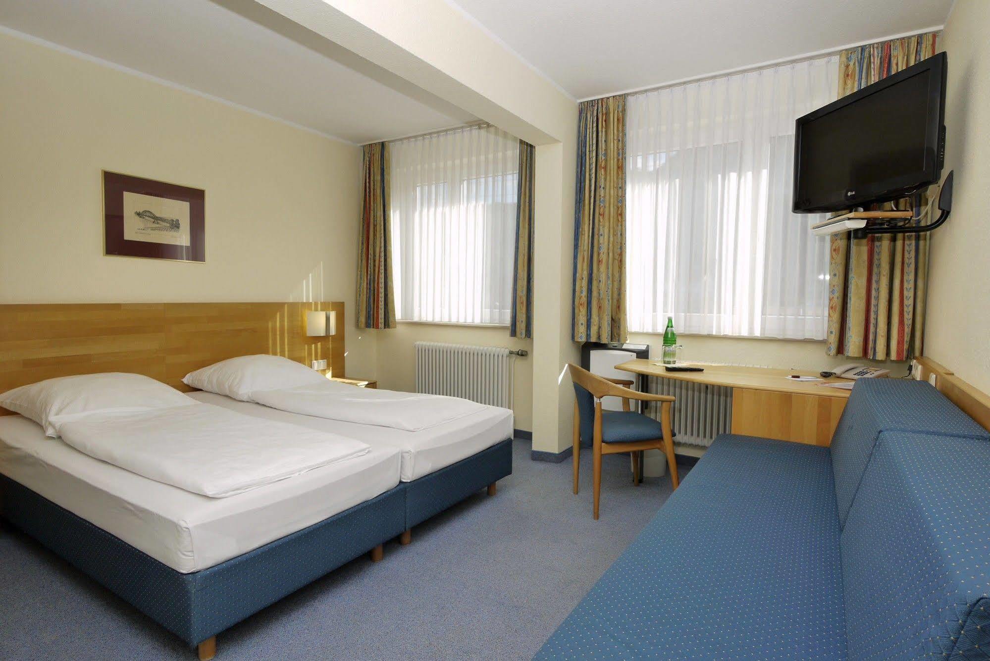 Hotel Pinger Remagen Exteriör bild