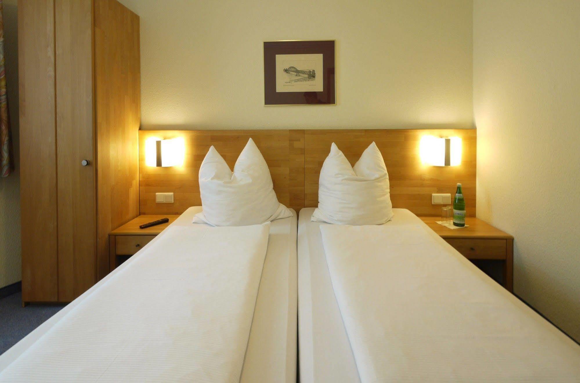 Hotel Pinger Remagen Exteriör bild